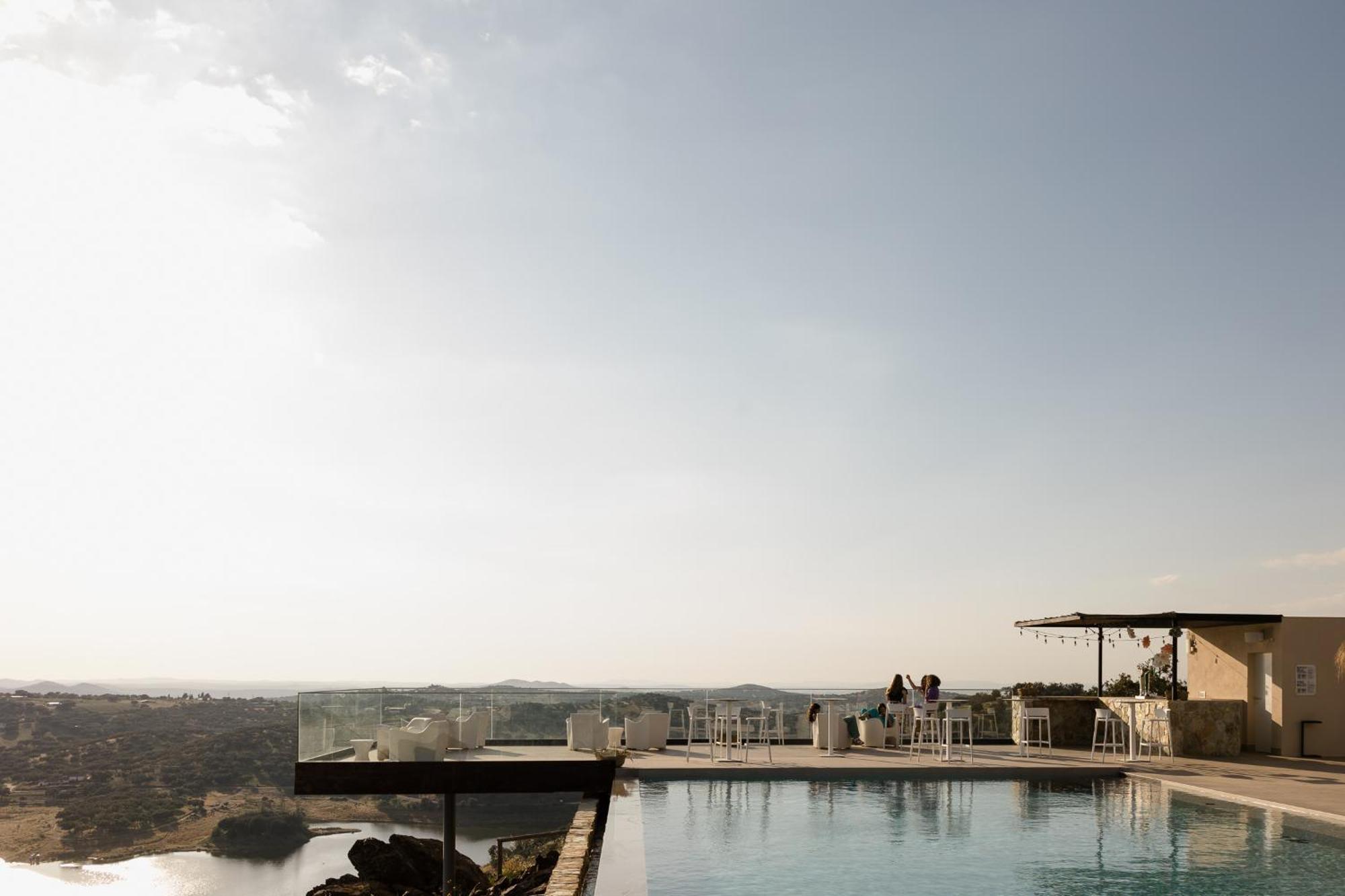 Hoteles Desconecta2 โมเนสเตริโอ ภายนอก รูปภาพ